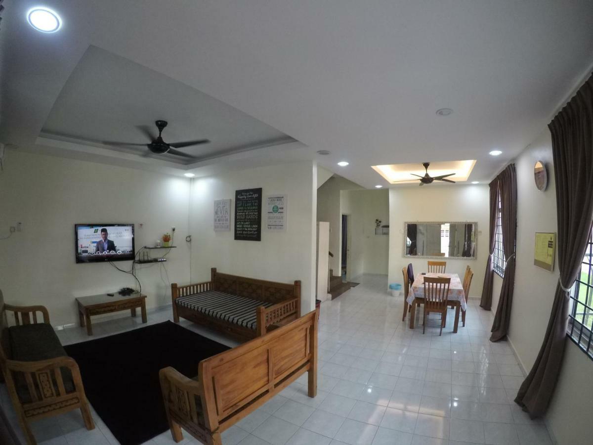 Casa Drezqi Homestay Melaka Private Pool Esterno foto